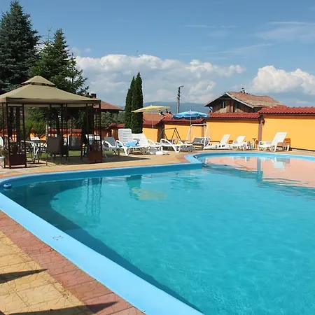 Paradise Hotel *