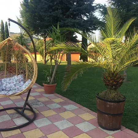 Paradise Hotel